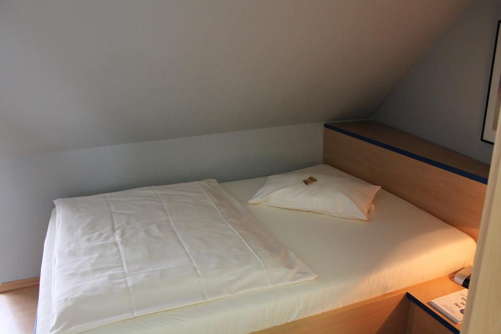 Hotel Chassalla Kassel Oda fotoğraf